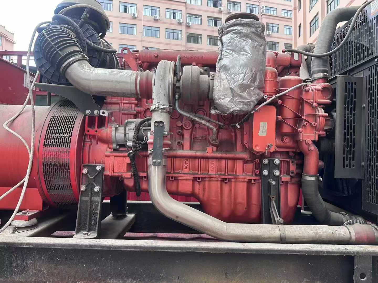 莲池如何选择适合 600kW 柴油发电机组的过载保护器？